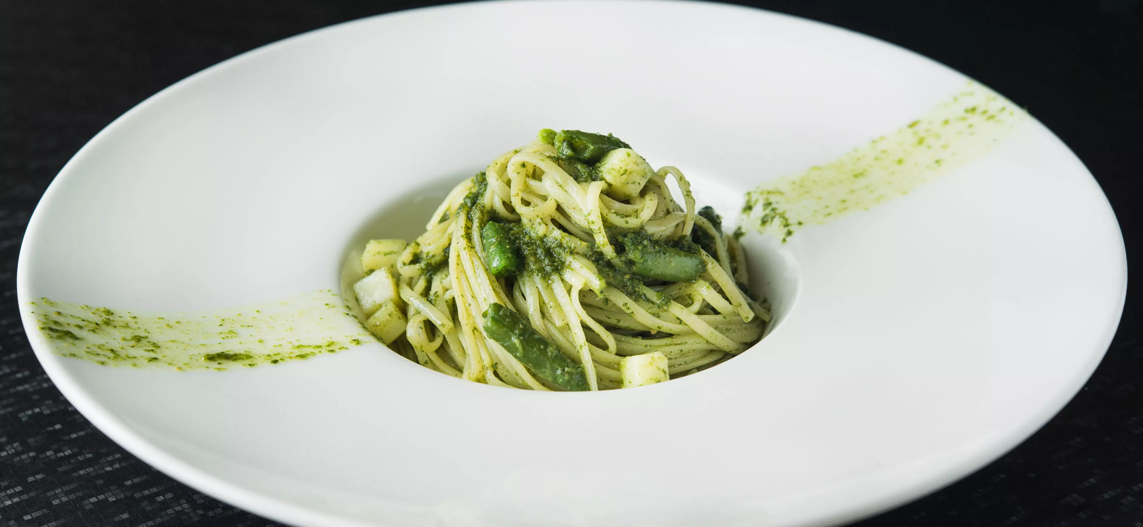 Marquardt Küchen: Spargelpesto Mit Parmesan