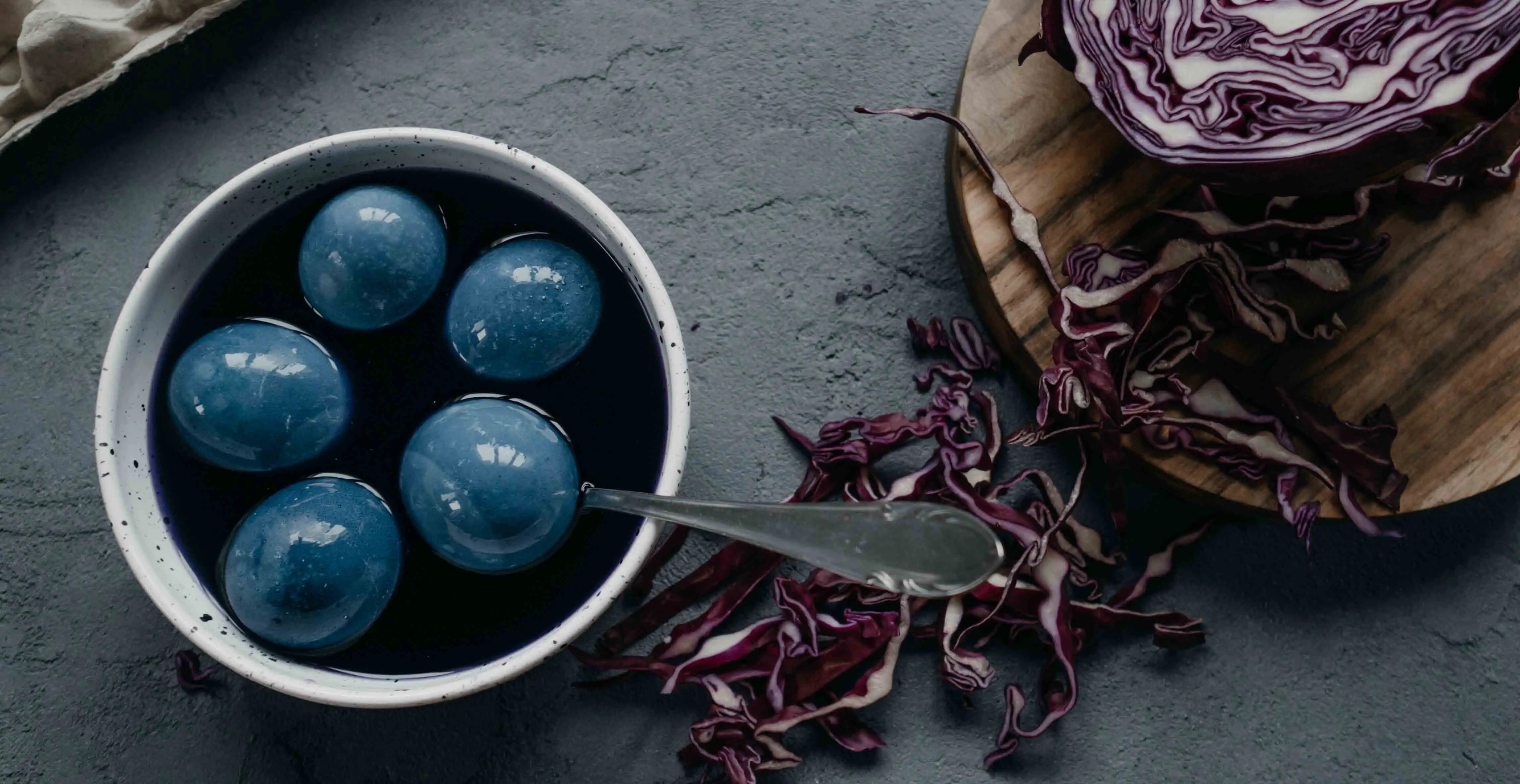 Ostereier natürlich färben