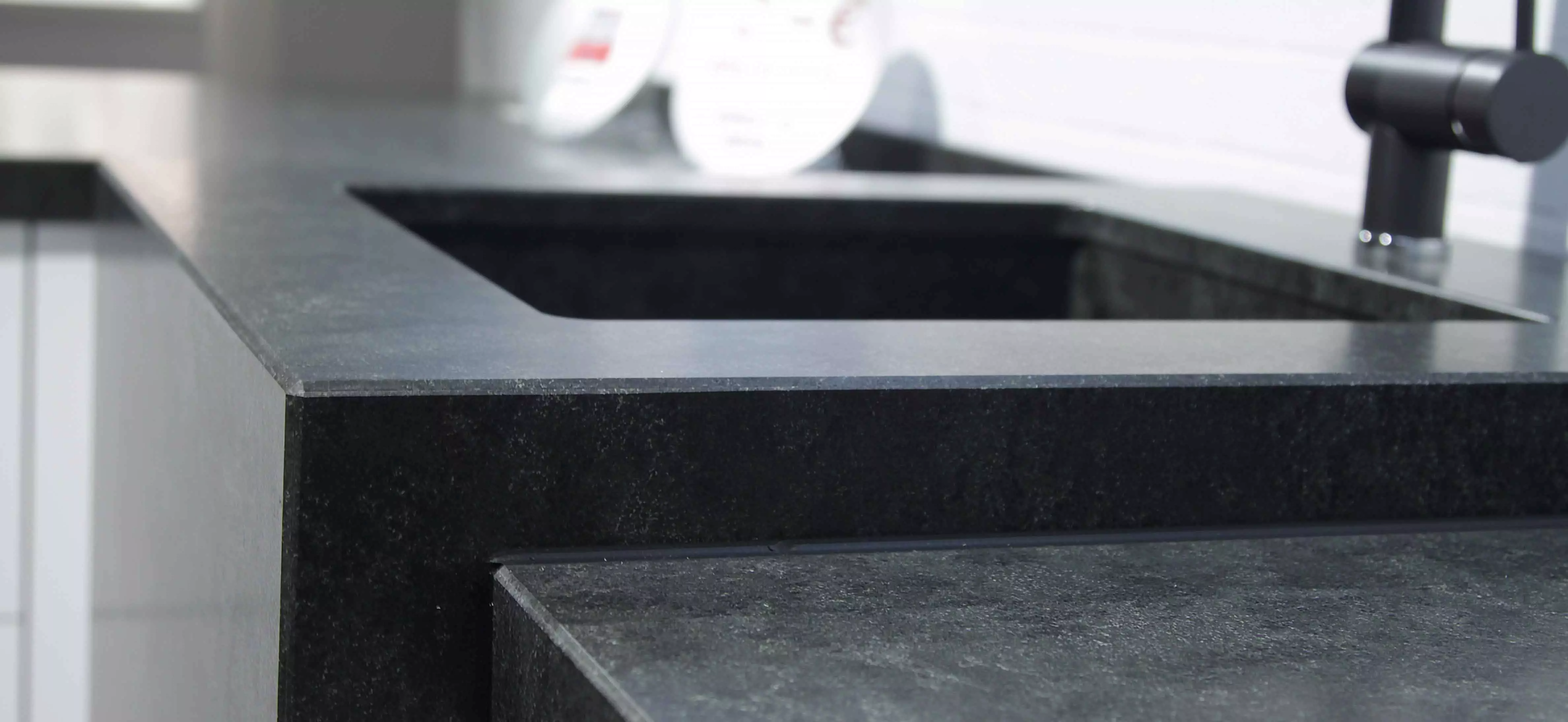 Marquardt Küchen: Anyconv Com Naturstein Spülensaeule Abspülen Auf Hohem Niveau