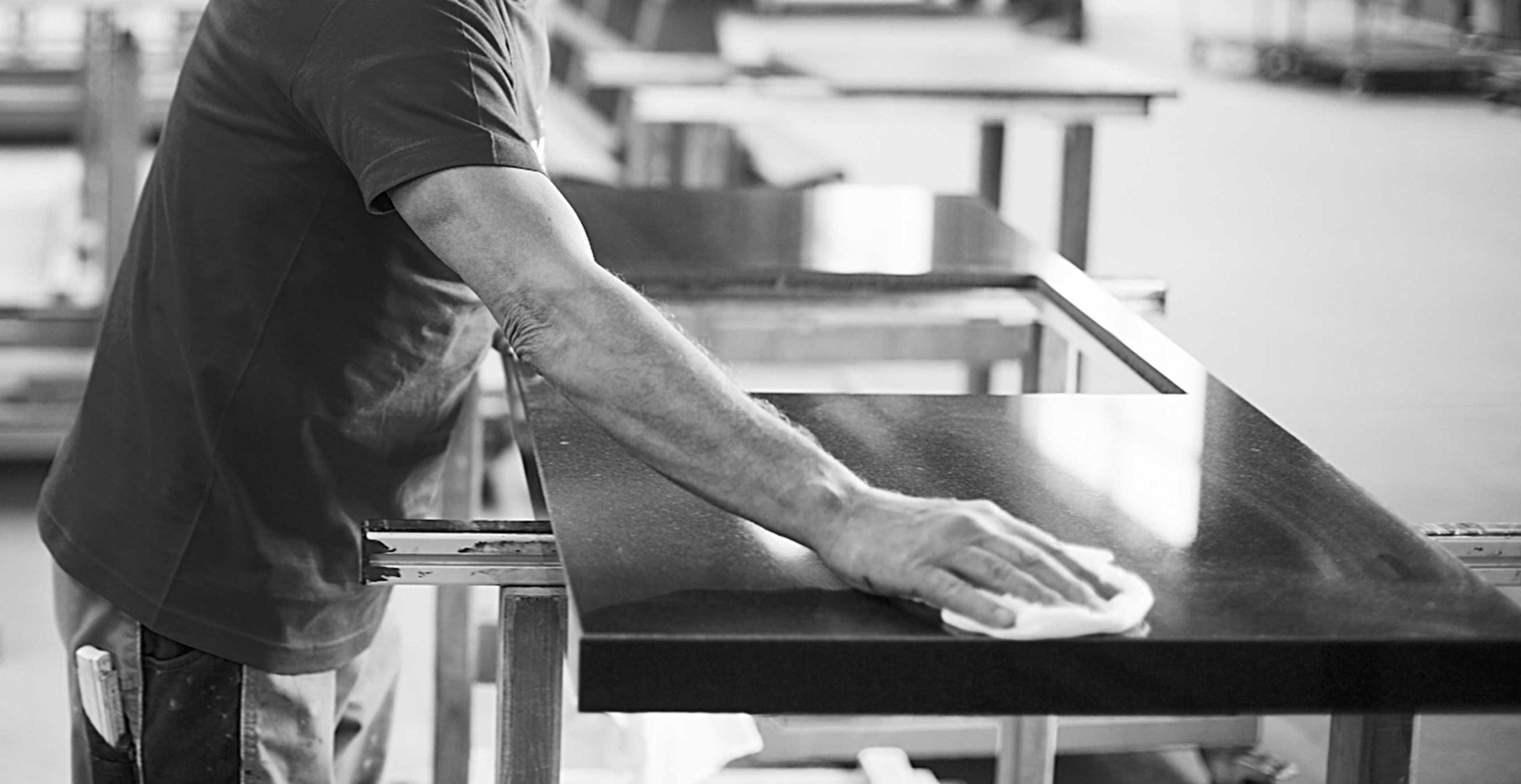 Marquardt Küchen: Pflege Und Reinigungsinfos Rund Um Die Naturstein Arbeitsplatte