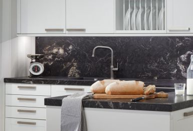 Küchenrückwand aus Granit