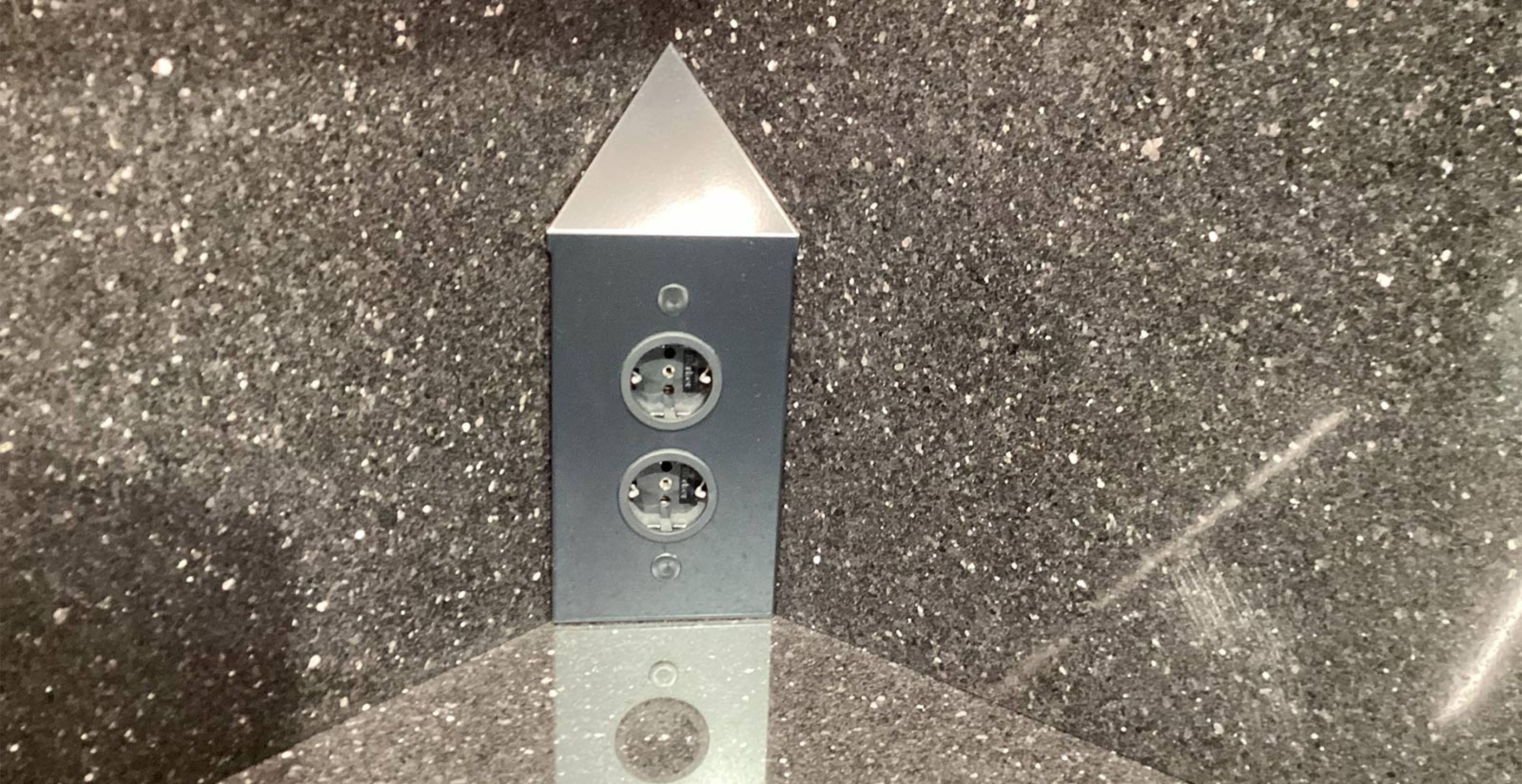 HHN10_Steckdose.jpg