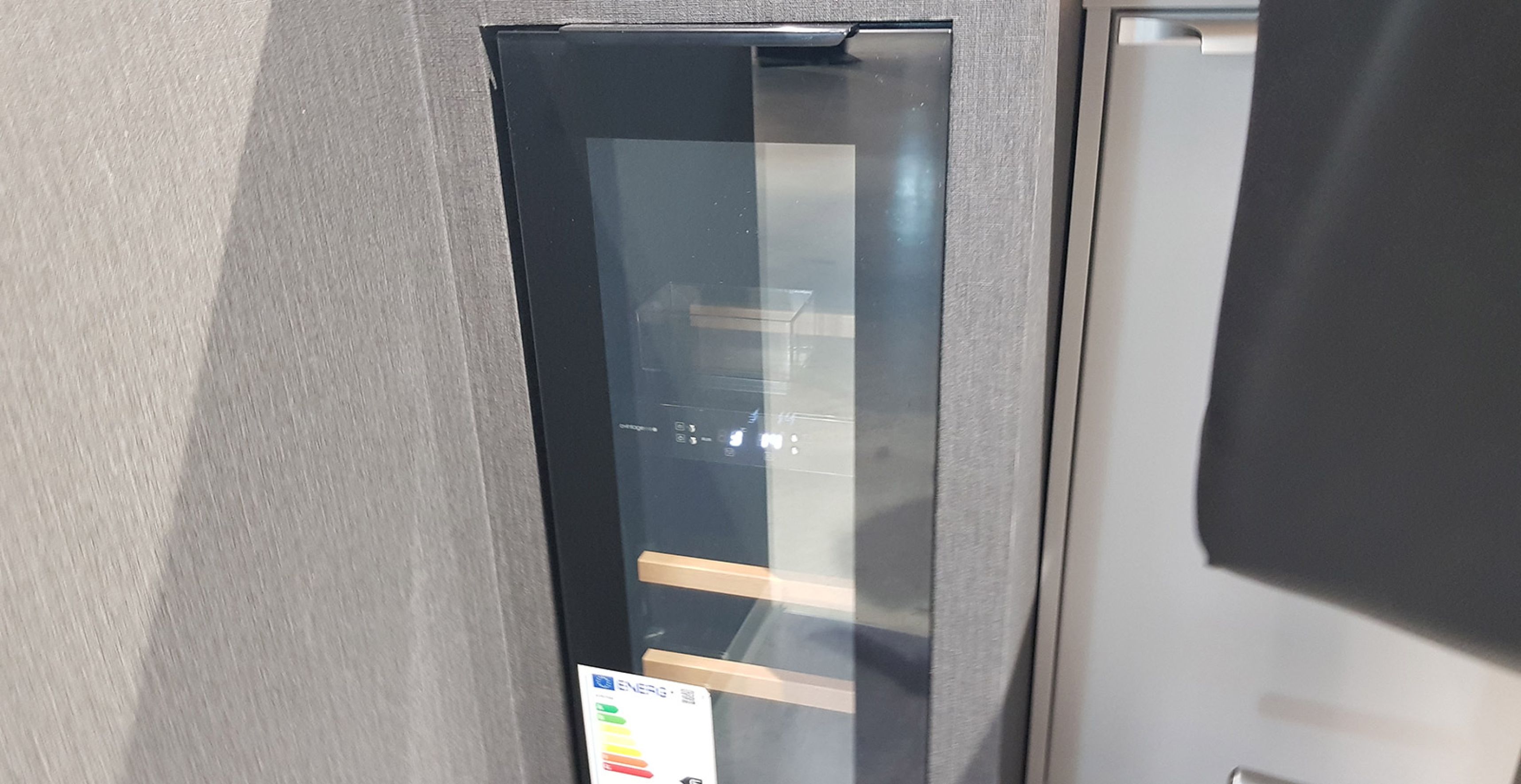 ENB43_Weinkühlschrank.jpg
