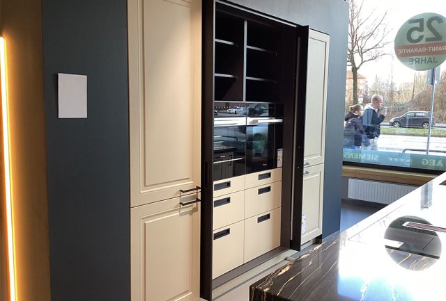HHP03_Kulissenschrank_t.jpg