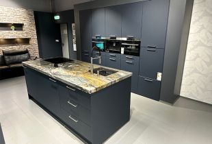 Musterküche Ausstellung Stuttgart von Marquardt Küchen