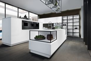 Küche in der Farbe Weiß